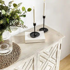 Buffet de rangement traditionnel patiné avec étagères réglables