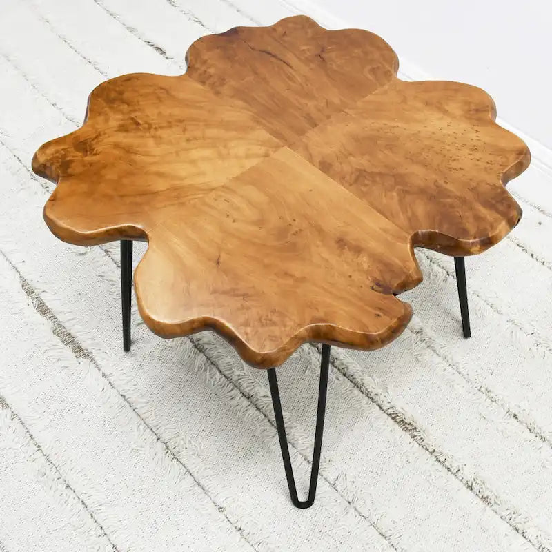 Table basse en bois massif (Live Edge) avec pieds épingle