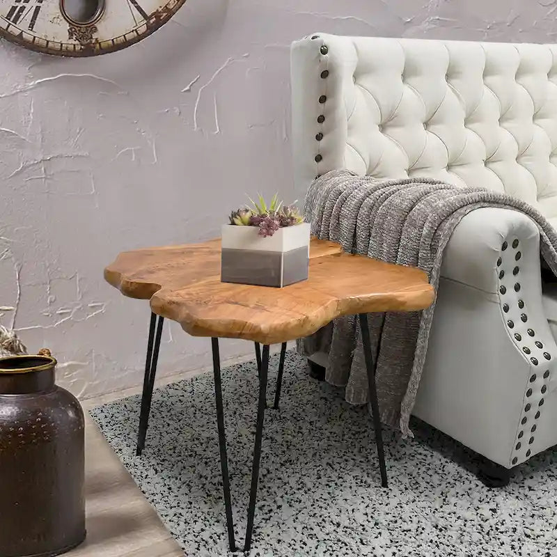 Table basse en bois massif (Live Edge) avec pieds épingle