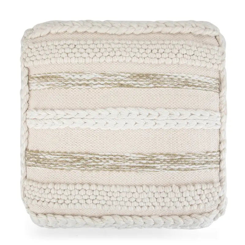 Poufs carrés WYNDENHALL Silva Boho en motif tissé à la main