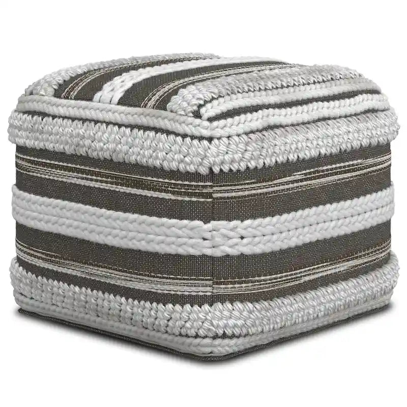 Poufs carrés WYNDENHALL Silva Boho en motif tissé à la main