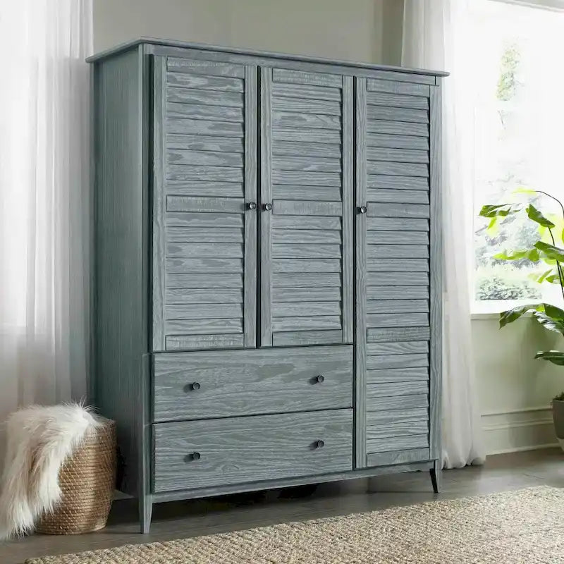 Armoire 3 portes en bois massif