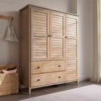 Armoire 3 portes en bois massif